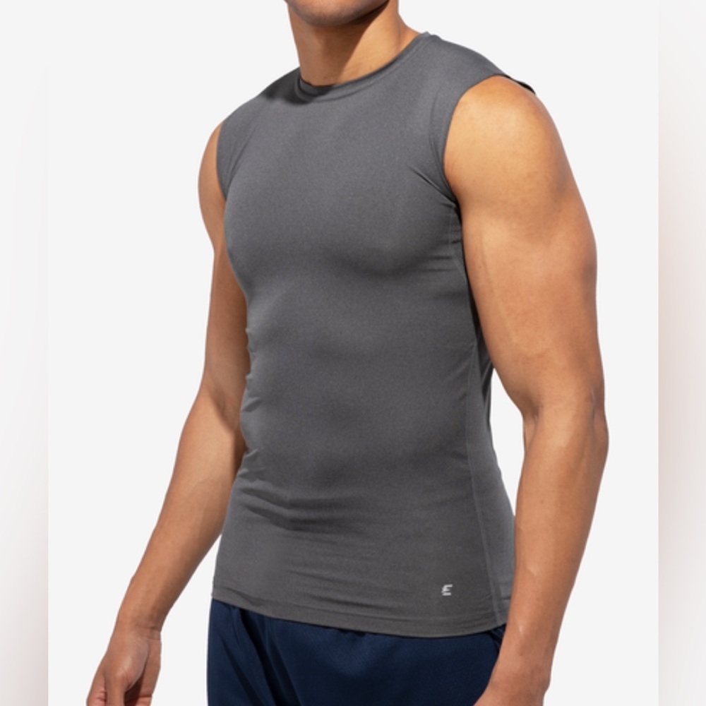 Lot of 2x NWT [Eastbay] Compression & Gymtech Shirts Gray/Black Men’s M - Picture 3 of 11